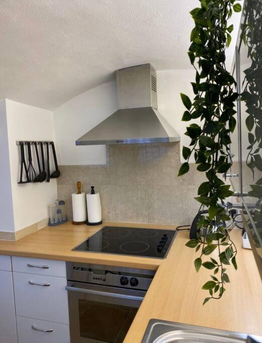 Spacious Flat In The Most Desirable Area Of London Exterior photo